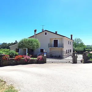 Mita Apartment Groznjan